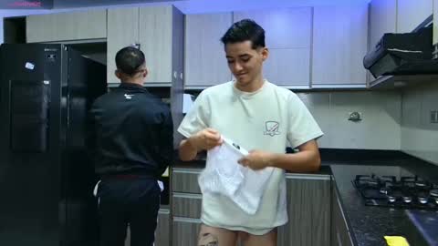 Angelo Mark Fernando Taylor online show from February 27, 2025, 11:31 am