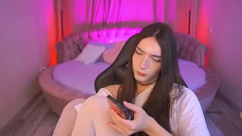 Snapshot of boytemptation chatting on September 27, 2025, 10:37 pm Nova online show from September 27, 2025, 10:37 pm