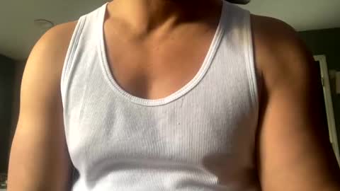 Snapshot of boytoy8969 chatting on December 27, 2024, 7:35 pm boytoy8969 online show from December 27, 2024, 7:35 pm