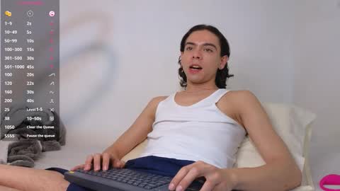 boytoy_dx online show from September 14, 2025, 2:44 am