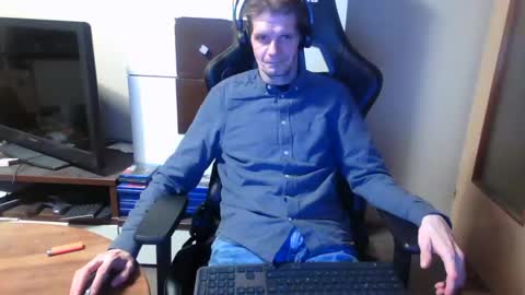 Snapshot of bponie1 chatting on December 7, 2024, 11:12 pm bponie1 online show from December 7, 2024, 11:12 pm