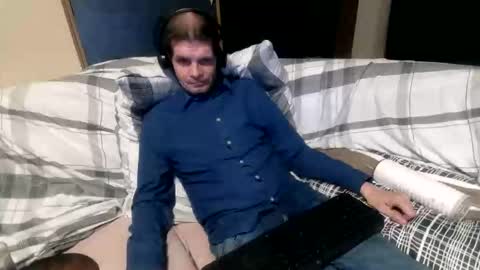 Snapshot of bponie1 chatting on September 22, 2025, 1:18 am bponie1 online show from September 22, 2025, 1:18 am