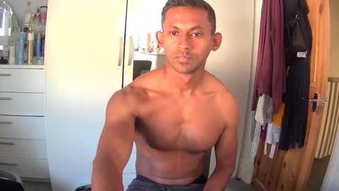 Snapshot of br0wn_prince24 chatting on July 12, 2026, 8:38 am br0wn_prince24 online show from July 12, 2026, 8:38 am