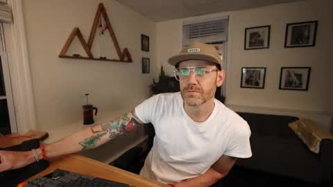 BradBronton online show from March 16, 2026, 10:52 am