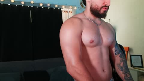 Bradley Martinez online show from January 28, 2025, 8:36 pm