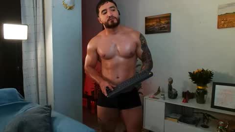 Bradley Martinez online show from October 1, 2025, 11:33 pm