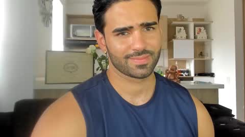 bradleymartin7 online show from March 9, 2025, 6:21 pm