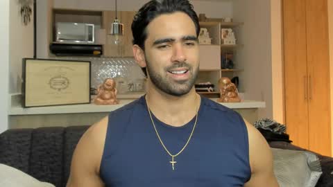 bradleymartin7 online show from September 17, 2025, 11:17 pm