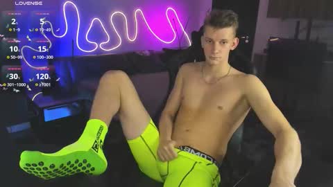 brad maloney online show from November 8, 2025, 8:07 pm