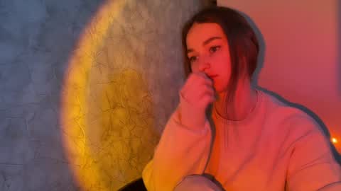 Kate online show from April 5, 2026, 5:21 pm