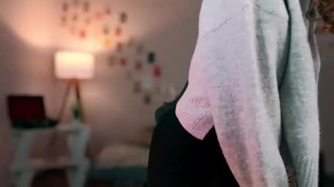 Lilly online show from October 14, 2025, 11:55 am