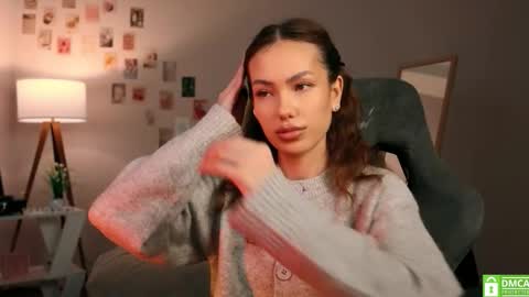 Lilly online show from November 18, 2025, 11:36 am