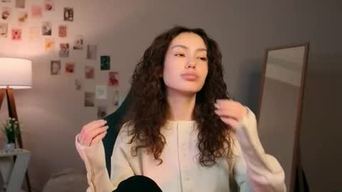 Lilly online show from November 25, 2025, 11:43 am