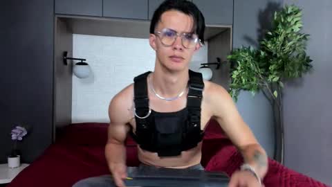 brandon_starkk online show from November 28, 2025, 11:57 am