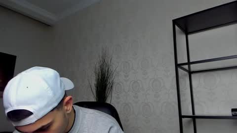 BrandonTateX online show from December 4, 2024, 12:25 pm