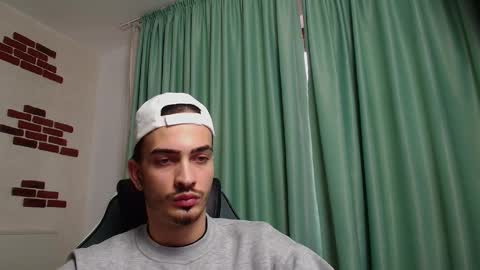 BrandonTateX online show from December 10, 2024, 1:33 pm