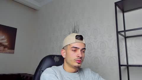 BrandonTateX online show from January 7, 2025, 3:02 pm