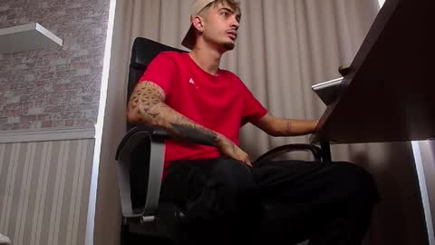 BrandonTateX online show from September 21, 2025, 10:50 am