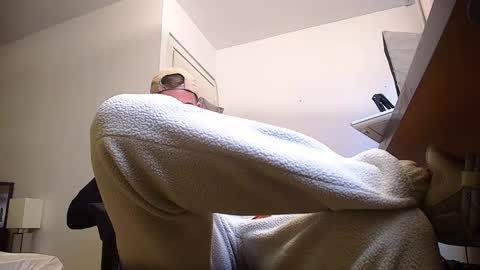 BrandonTateX online show from October 1, 2025, 4:29 am