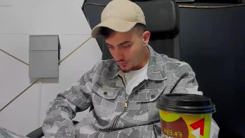 BrandonTateX online show from April 21, 2026, 3:46 am