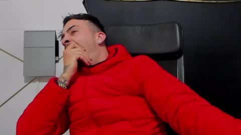 BrandonTateX online show from April 22, 2026, 4:48 am