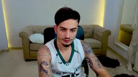 Snapshot of brandontatex chatting on June 4, 2026, 7:20 pm BrandonTateX online show from June 4, 2026, 7:20 pm