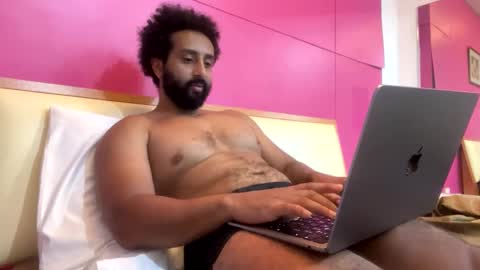 Snapshot of brandy0793 chatting on March 6, 2025, 3:35 pm Daddy online show from March 6, 2025, 3:35 pm