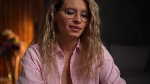 Alex online show from February 3, 2025, 4:46 am