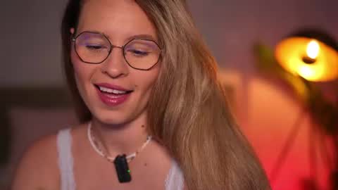 Alex online show from July 28, 2026, 4:19 am
