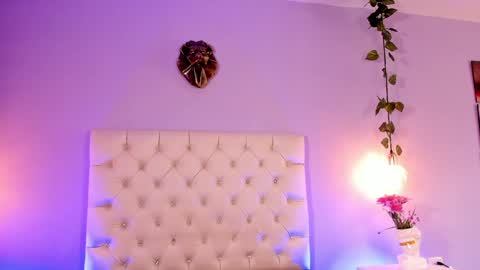   online show from January 6, 2025, 6:52 pm