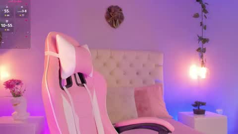   online show from February 15, 2025, 12:54 pm