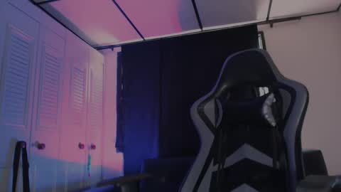 Snapshot of brasi_ chatting on September 17, 2025, 5:47 pm brasi_ online show from September 17, 2025, 5:47 pm