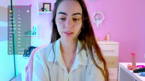 Annie online show from May 30, 2026, 6:21 am