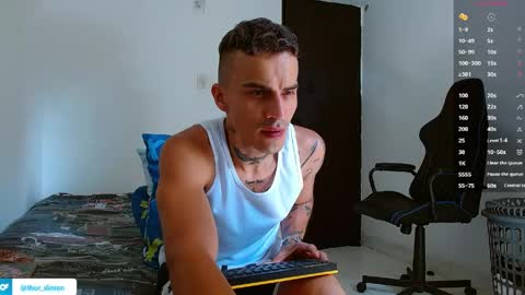 Snapshot of bray_hotboy chatting on April 26, 2026, 3:42 pm Bray Hotboy online show from April 26, 2026, 3:42 pm