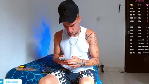 Snapshot of bray_hotboy chatting on June 5, 2026, 2:34 pm Bray Hotboy online show from June 5, 2026, 2:34 pm