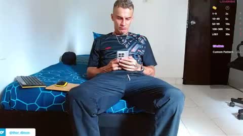 Snapshot of bray_hotboy chatting on June 28, 2026, 3:29 pm Bray Hotboy online show from June 28, 2026, 3:29 pm