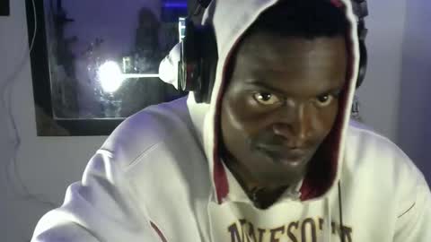 Snapshot of brayan1111x chatting on November 10, 2025, 1:26 am brayan1111x online show from November 10, 2025, 1:26 am