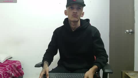 Snapshot of brayan_chevignon chatting on October 31, 2025, 9:21 am brayan_chevignon online show from October 31, 2025, 9:21 am