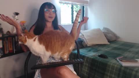 Snapshot of breakfastwithtiffanys chatting on February 7, 2026, 3:38 pm breakfastwithtiffanys online show from February 7, 2026, 3:38 pm