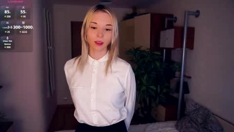 Mia Bunyard online show from March 11, 2025, 4:40 pm