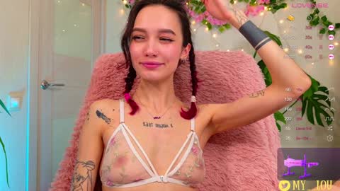 Ashley Dolce and Lou online show from March 8, 2025, 9:40 pm