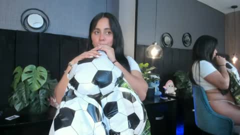 Snapshot of brenda__garcia chatting on June 14, 2026, 2:24 am online show from June 14, 2026, 2:24 am