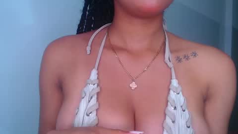 Brendi   online show from March 3, 2025, 2:48 pm