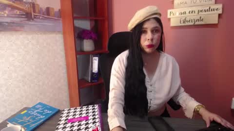 Snapshot of brenda_levine chatting on June 16, 2026, 11:46 am Brenda online show from June 16, 2026, 11:46 am