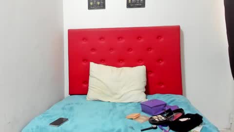 brenda_sofia online show from March 7, 2025, 7:49 pm