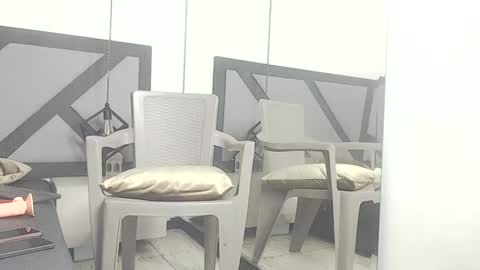 BRENDA VELASQUEZ online show from February 6, 2025, 2:44 am