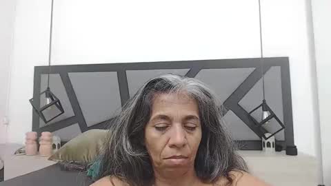 BRENDA VELASQUEZ online show from March 8, 2025, 12:44 am