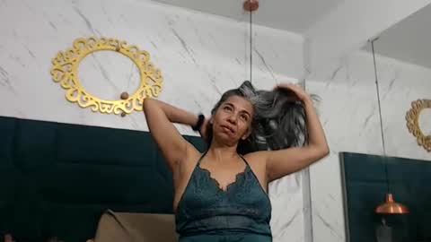 Snapshot of brenda_velasquez chatting on June 4, 2026, 9:21 pm BRENDA VELASQUEZ online show from June 4, 2026, 9:21 pm