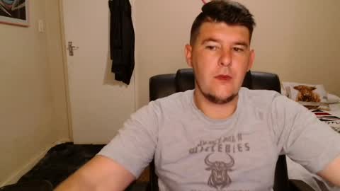 ask me lol online show from March 31, 2026, 2:57 am