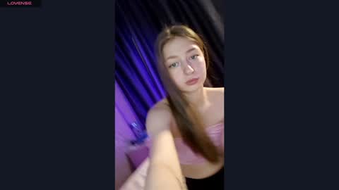 Mia   online show from March 16, 2026, 5:02 am